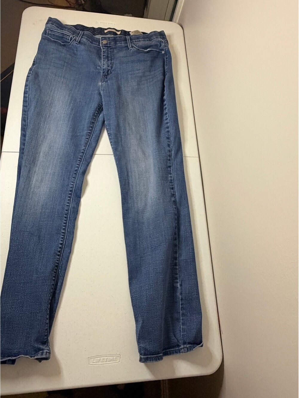 Levi's 525 women's bootcut jeans